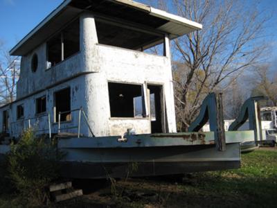 Help identifying an older houseboat hull ID number?