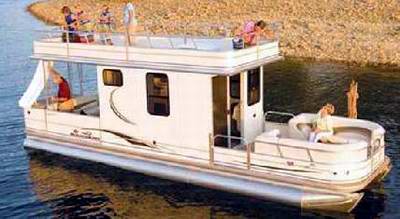 A typical Sun Tracker Pontoon Houseboat