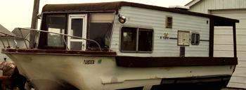 Is this boat called a Yukon Delta houseboat?