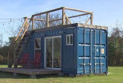 Can you build a houseboat using a shipping container?