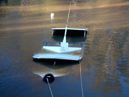 Sinking, or Sunk Houseboats are really BAD