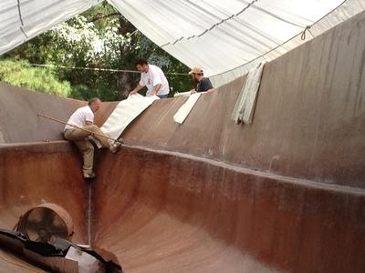 Catamaran Houseboat - building up the hull lamination