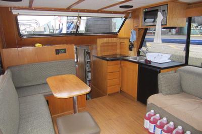 The salon of the 40ft houseboat