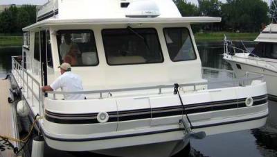 A great bow on Gibson Houseboats.
