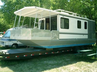 The green energy houseboat is dry docked in San Antonio,TX