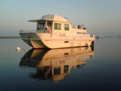 True Love - our 1981 Holiday Mansion houseboat