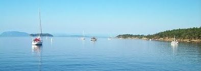 The view from our houseboat office.