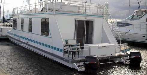 Catamaran Houseboat