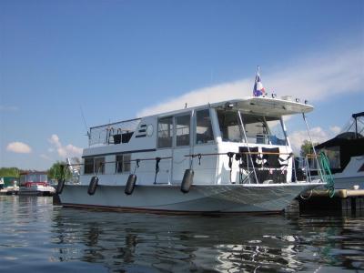 Chris Craft  Aqua Home model Houseboat 1971