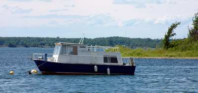Complaints from Anchoring Houseboat near Island and Bays