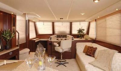 Gibson House Boats - spacious roomy interior houseboats
