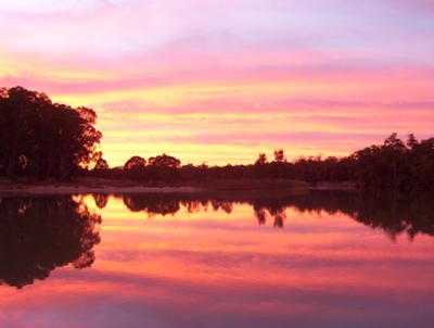 Houseboat Sunsets - Sunset from Murray River house boats.