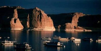 Lake Powell Houseboat Rentals - vacation on a big rental boat