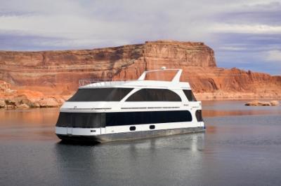 75' x22' Luxury Houseboats on Lake Powell