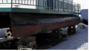 Sample of older steel houseboat pontoons