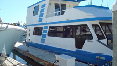 Sunseeker Houseboat - Extensive Upper Deck changes