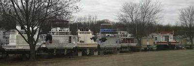 RVing USA - the RV Road Trip all about Houseboats!<br>Can you guess where this popular houseboat area is?