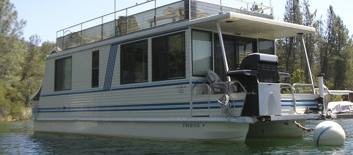 Where to rent small houseboats, or smaller houseboat rentals?