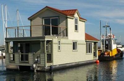 Houseboats For Sale - floating home house boats